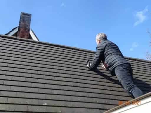 inspectie dak met leisteen